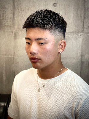 色彩重視の美シルエット/BLAZEMAN