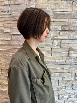 ３０代４０代　後頭部ふんわり　大人ショートボブ