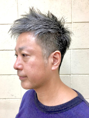３０代４０代５０代白髪に似合うメンズ刈り上げベリーショート