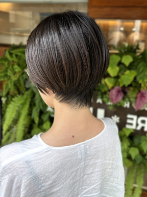 大人ショート　グレージュ　丸みショート　30代40代　艶髪