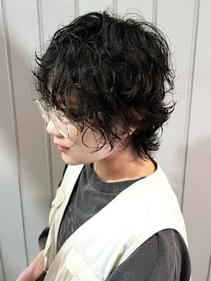 ショートパーマ　ショートレイヤー　ウルフ　ニュアンスパーマ