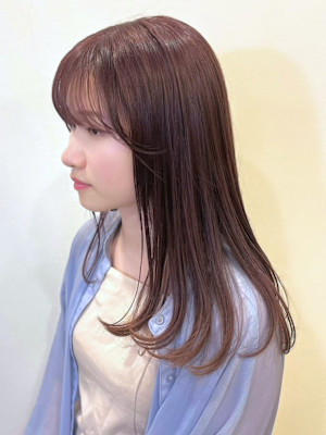 ピンクブラウン　ブリーチなしカラー　内巻き　小顔バング