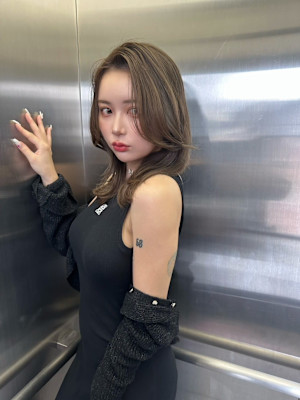 Lond Le’a 天神大名店×ロング