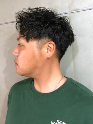 ツイストスパイラル　ツーブロック　刈り上げショート【札幌】