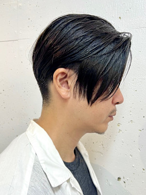 大人メンズ刈り上げツーブロック前下がりメンズライクショート
