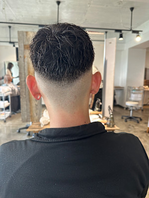 スキンフェードカット