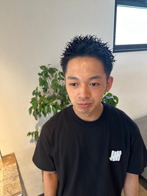 スパイキーショート