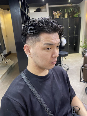 ウルフアッシュブラックカルマパーマベリーショート