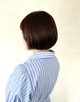 イノアカラーオレンジピンク・丸みリップラインミニボブ