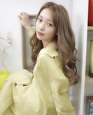 シナモンベージュ