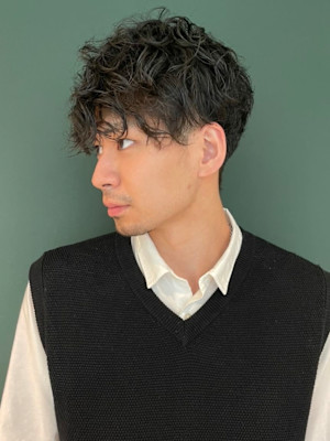 大人マッシュパーマ