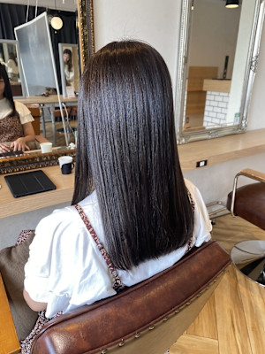 オリーブグレー：縮毛矯正つるつる縮毛矯正