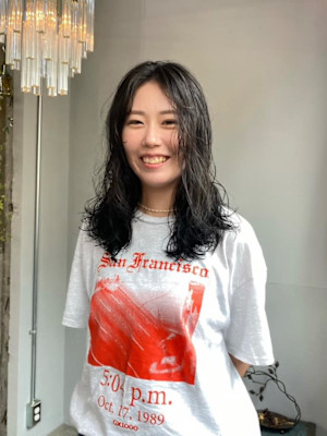 ステップボーンカットパーマスタイル