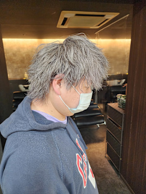 ショートウルフ×ホワイトカラー