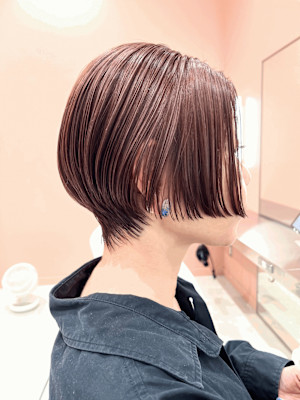 ショートボブ/白髪ぼかし/ピンクベージュ