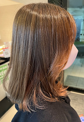 鎖骨ボブ×顔まわりレイヤー