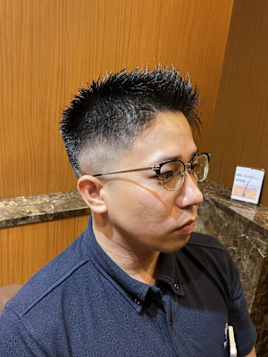銀座　理容室　ベリーショート