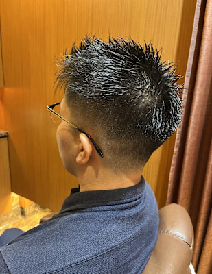 銀座　理容室　ベリーショート　フェードカット