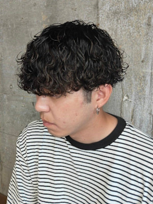 波巻き　ツーブロックマッシュパーマ　スパイラル