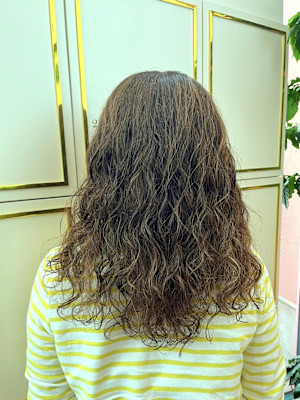 ウェーブヘア