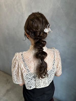 編みおろしヘア ロング Akane 神楽坂 Levi