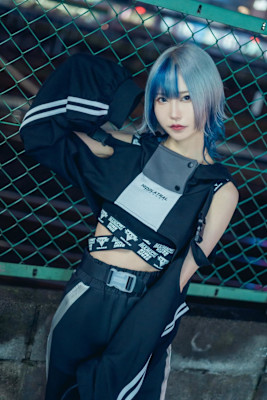 ブルー×ホワイトミディアムウルフ