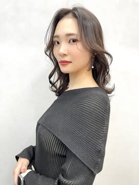 TIARA 博多店×ミディアム