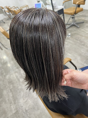 白髪ぼかしハイライトイルミナカラー池袋