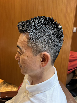 銀座　理容室　アイロンパーマ　直毛改善