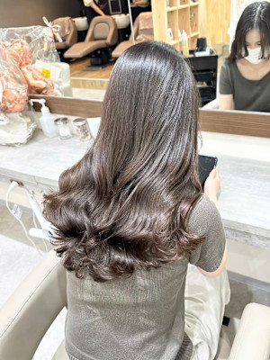 大きめのゆるふわ韓国風パーマ