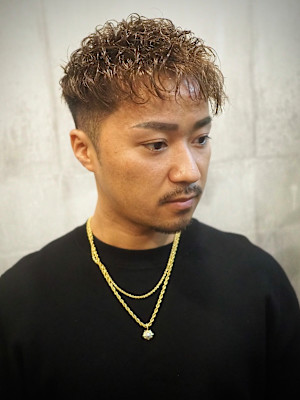 ツイストパーマ×ショートスタイル