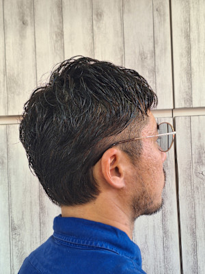 おしゃれメンズツーブロックパーマ