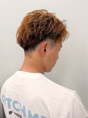 ブラウン系 刈り上げ 無造作マッシュ