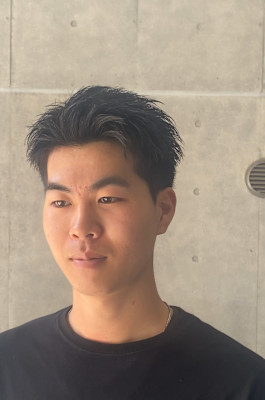 刈り上げスパイキーショート