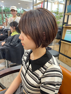 髪質改善トリートメント艶髪ベージュ丸みショートボブ渋谷道玄坂