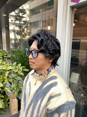 メンズミディアムパーマスタイル