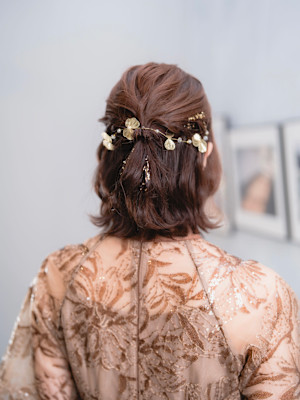 ☆ボブのハーフアップスタイルに金箔をプラスしたお呼ばれヘア☆