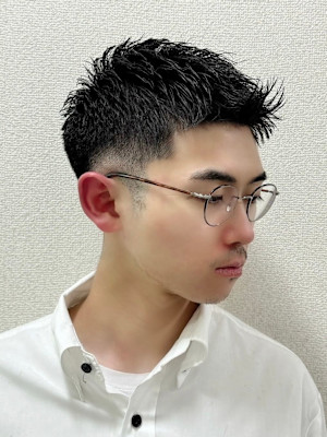 テーパーフェードショート