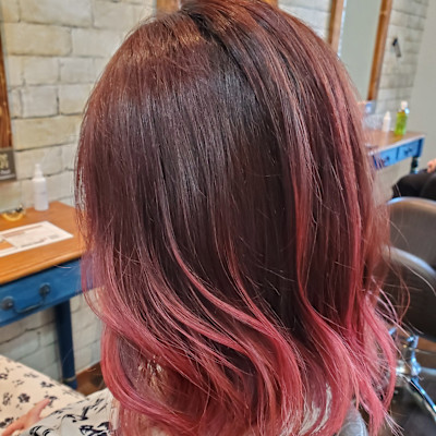 カット＋グラデーションカラーブリーチカラー