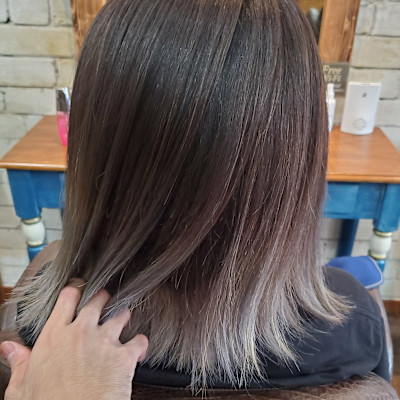 カット＋グラデーションカラーブリーチカラー