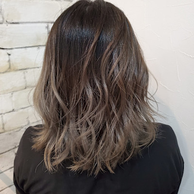 カット＋グラデーションカラーブリーチカラー