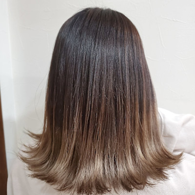 カット＋グラデーションカラーブリーチカラー