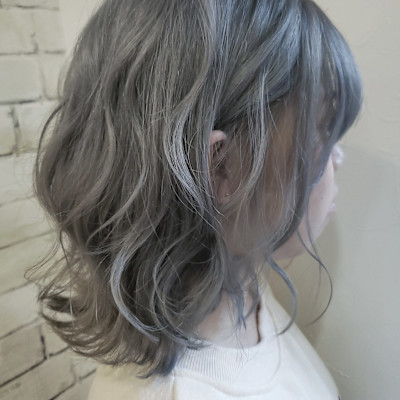 カット＋ブリーチカラー