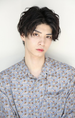 カット/ヘッドスパ/メンズ/眉毛/パーマ/マンツーマン