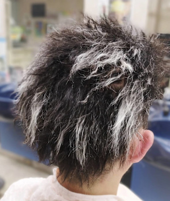 極細鬼強ツイストパーマ