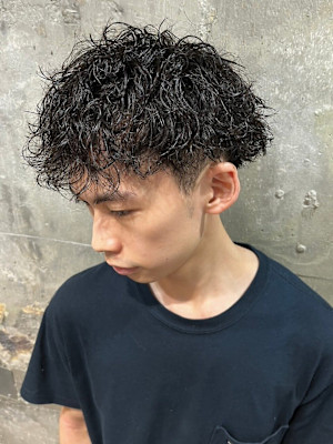 ツーブロック　束感　ツイストスパイラルパーマ