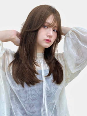 シースルーバング顔まわりレイヤー似合わせカット美髪カール