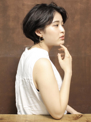 大人ショートボブ