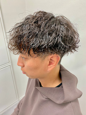 波巻きスパイラル/メンズパーマ／マッシュ