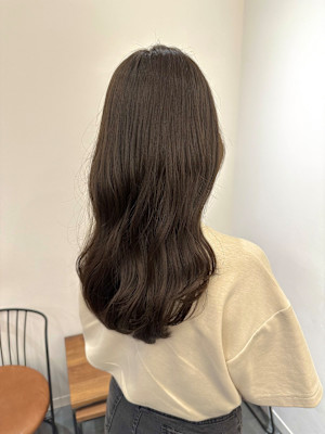 池袋  イルミナカラー 透明感 オリーブブラウン♪